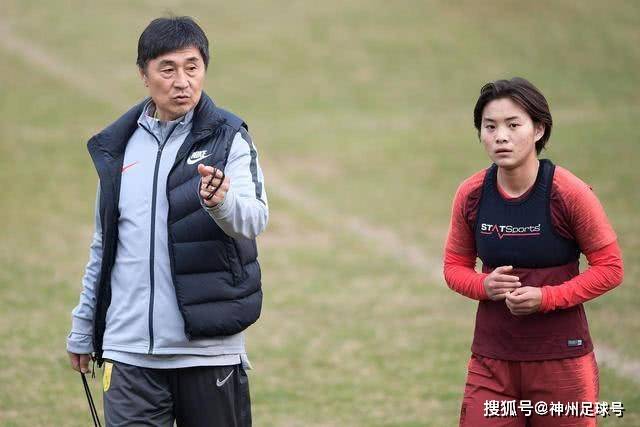 安东尼·戈登今日体检，巴萨6930万英镑转会即将官宣